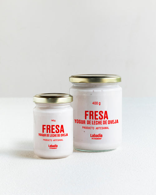 yogures de oveja de fresa