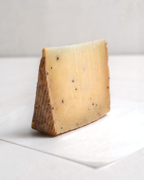 Queso de oveja curado al tartufo 180 g