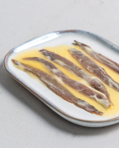 Anchoas en mantequilla ahumada