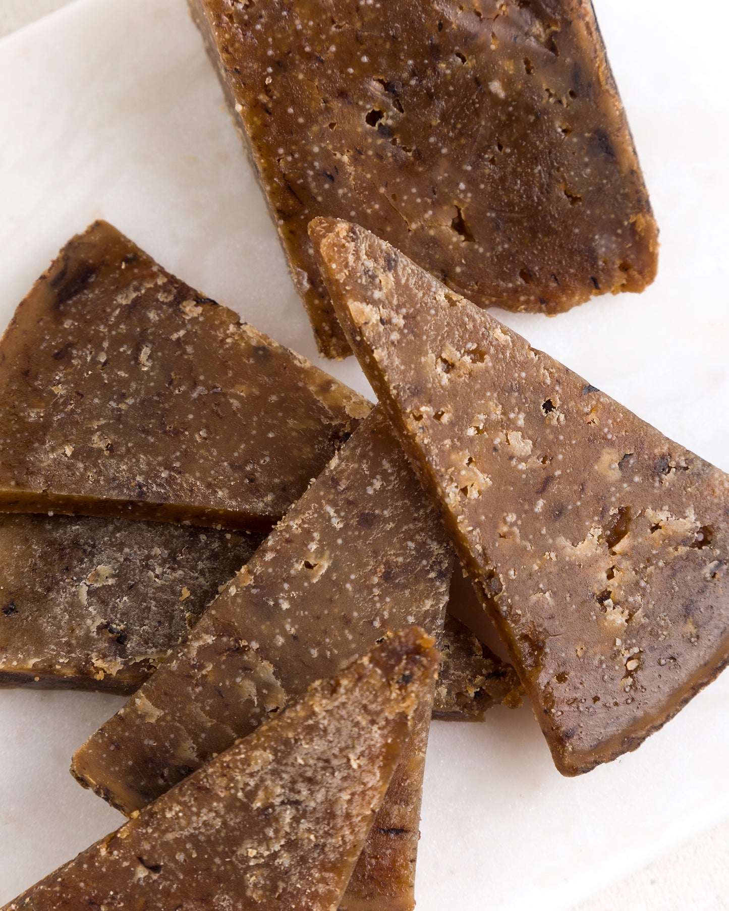 Queso de oveja ecológico al ajo negro 200 g