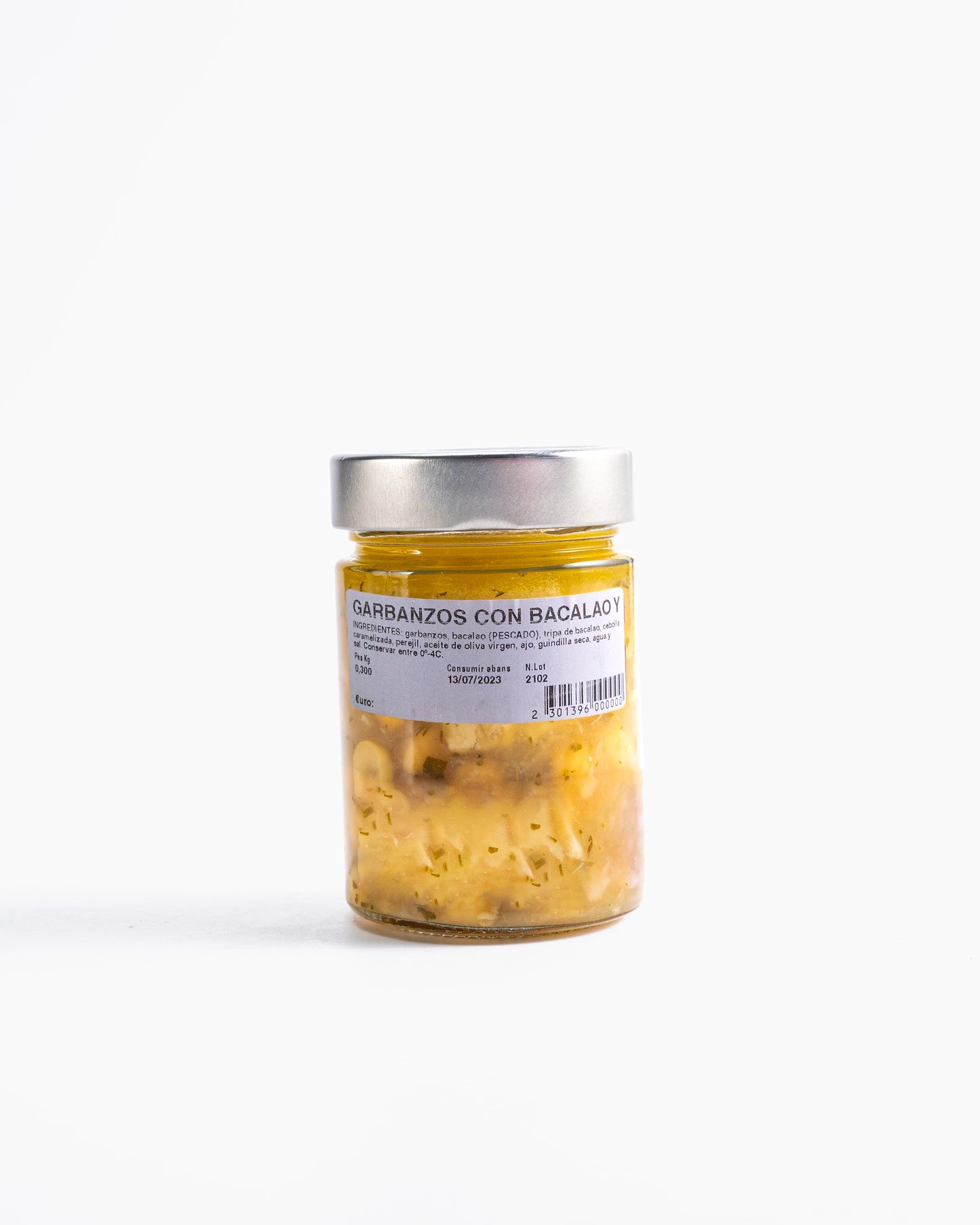 Garbanzos con bacalao y tripas