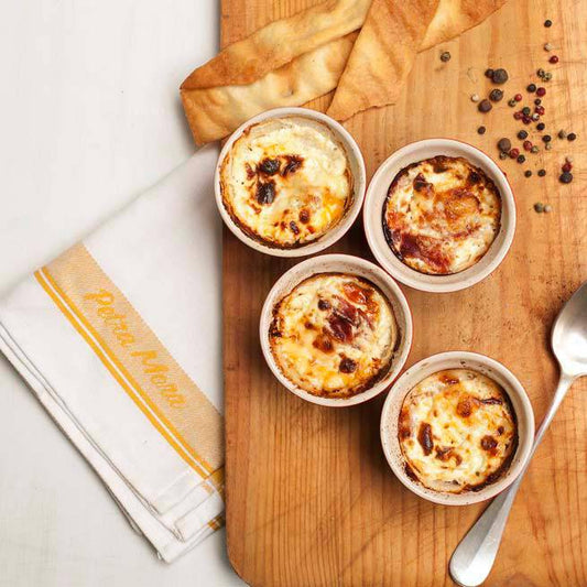 cocotte de huevos con jamón ibérico