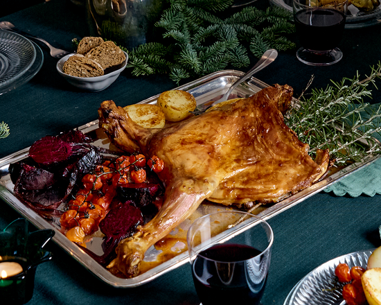 Cordero lechal asado para Navidad