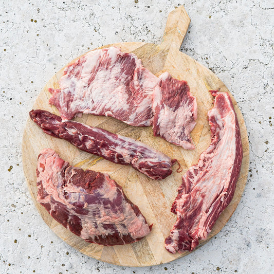 piezas de carne fresca de cerdo ibérico de bellota