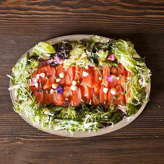 ensalada de salmón ahumado con aliño de cítricos