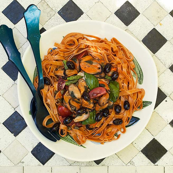 ensalada de pasta con mejillones