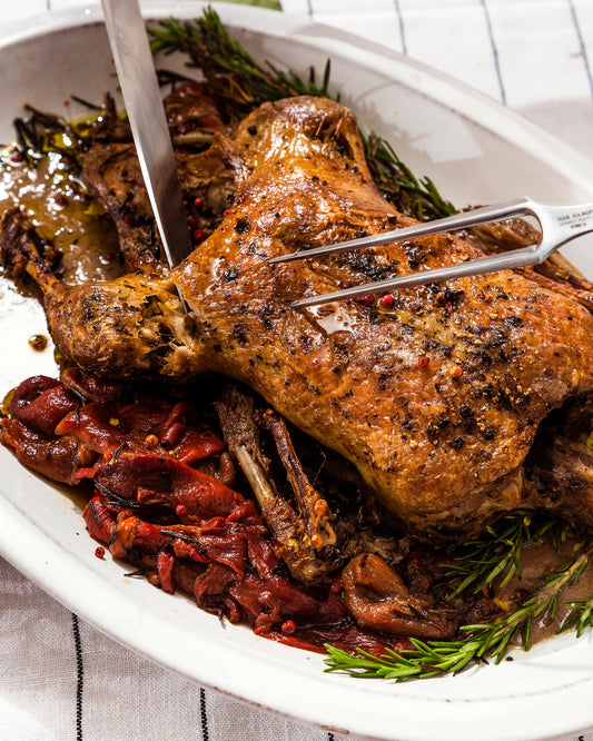 Pato asado entero