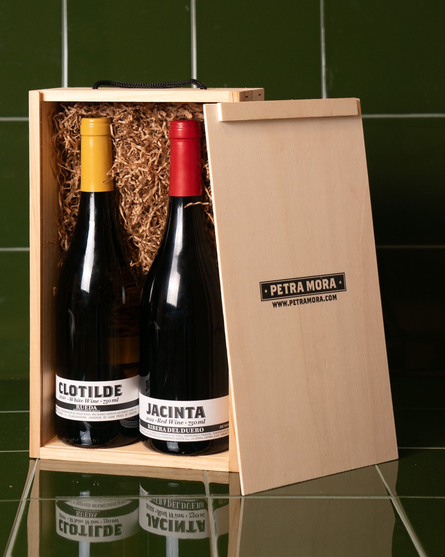 Pack regalo dos botellas tinto y blanco