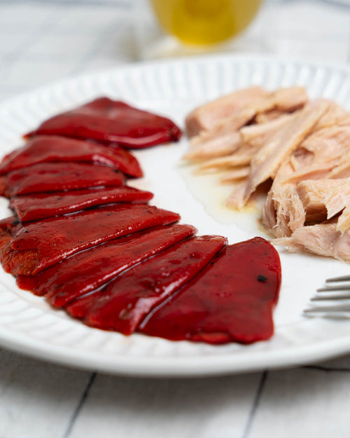 Pimientos del piquillo enteros, asados y pelados