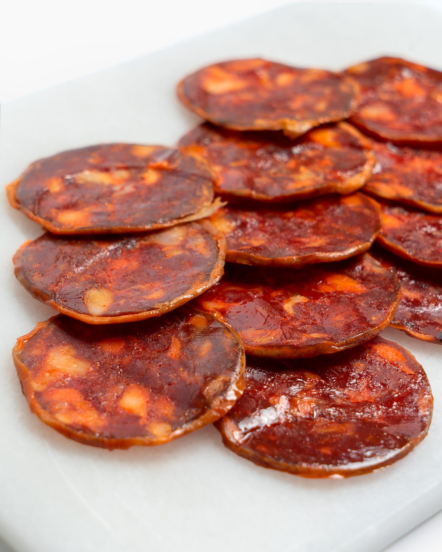 Image of Chorizo de León loncheado 100g <br> Embutidos Entrepeñas