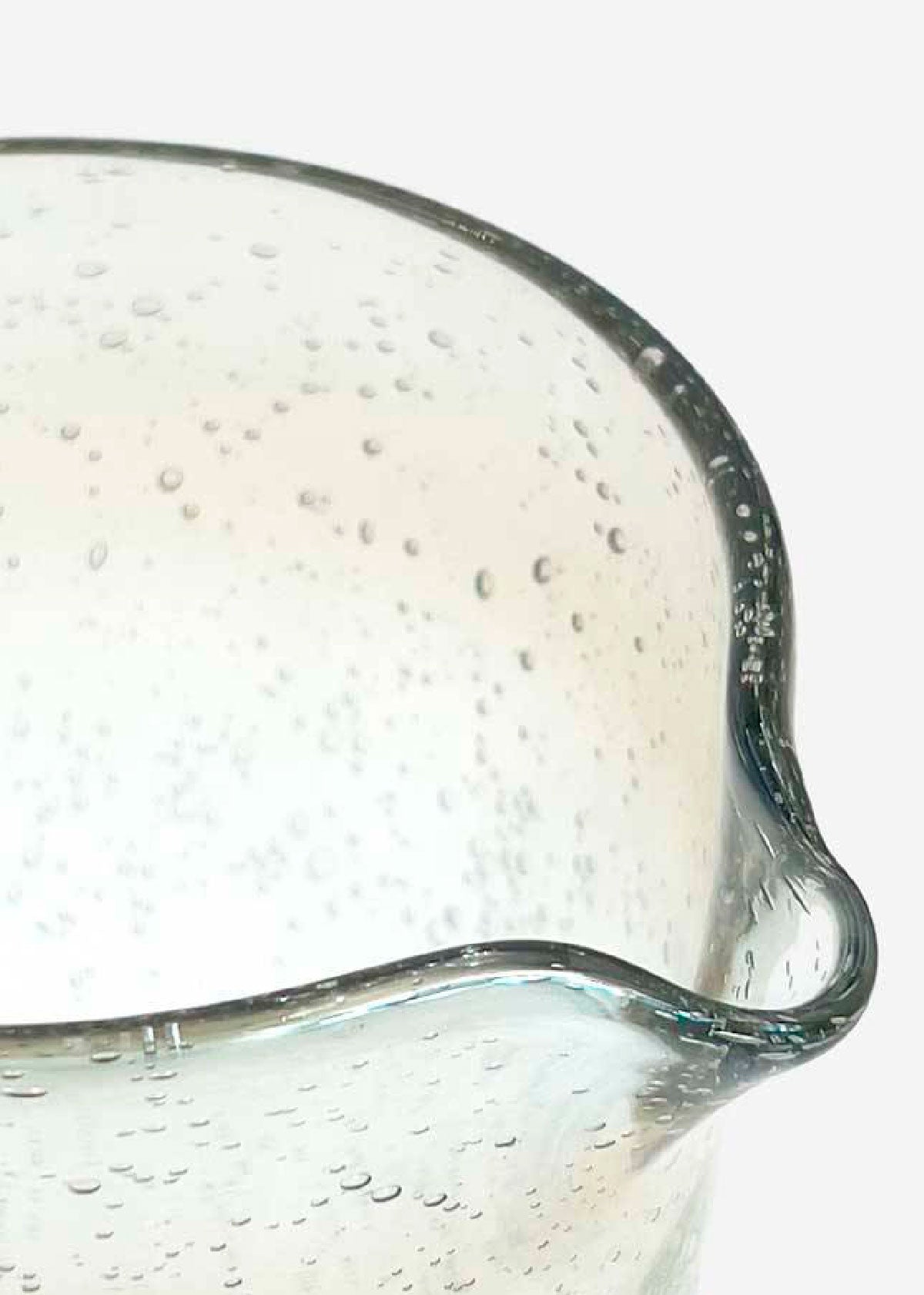Jarra de agua burbujas