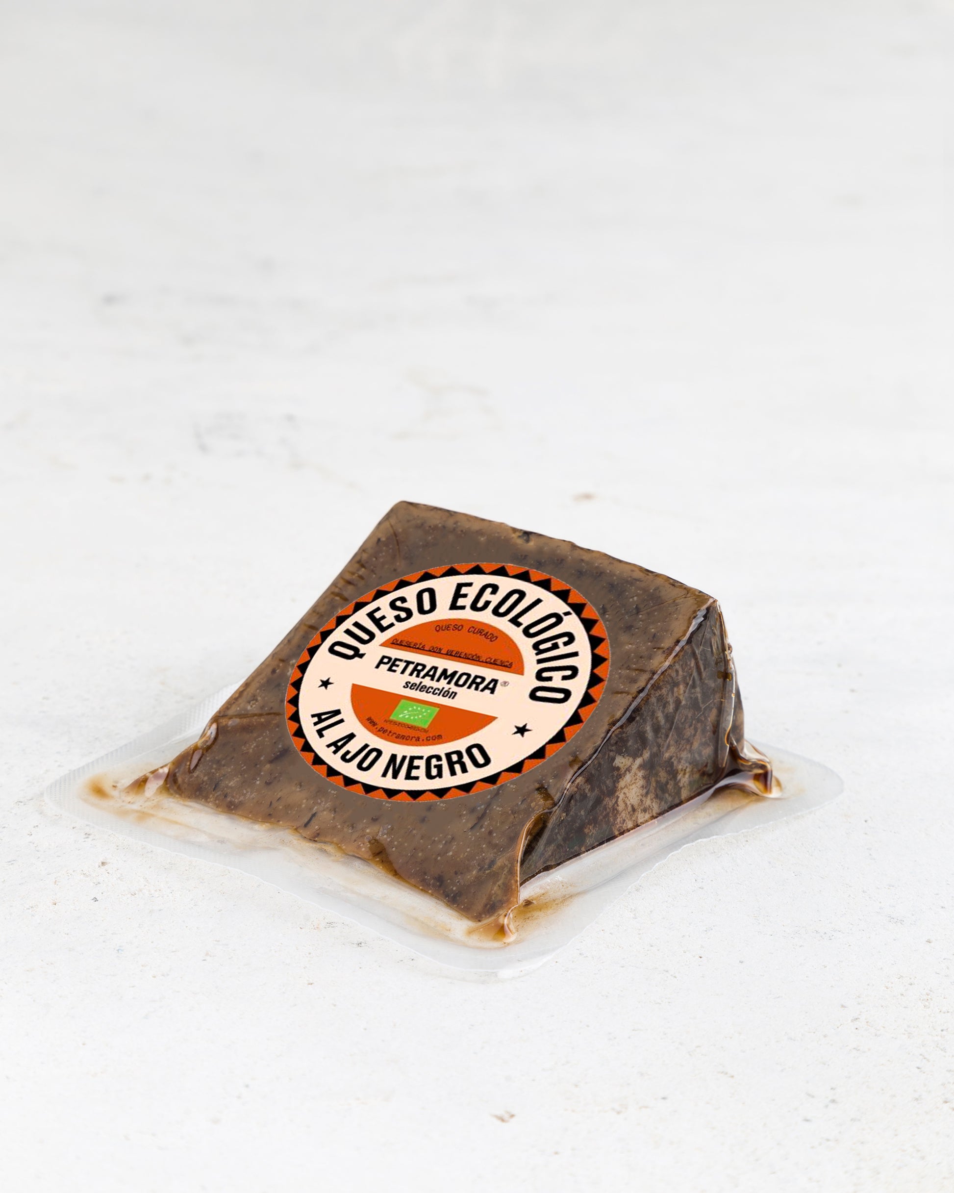 Queso de oveja ecológico al ajo negro 200 g